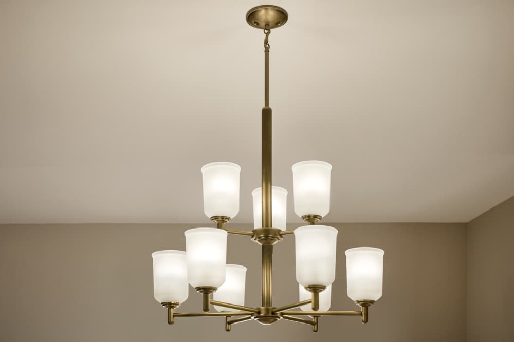 Kichler Shailene 9 -Light Gold Traditional For Use in Bedrooms, Dining Rooms, Foyers, Kitchens, Living Rooms Chandelier 5696777