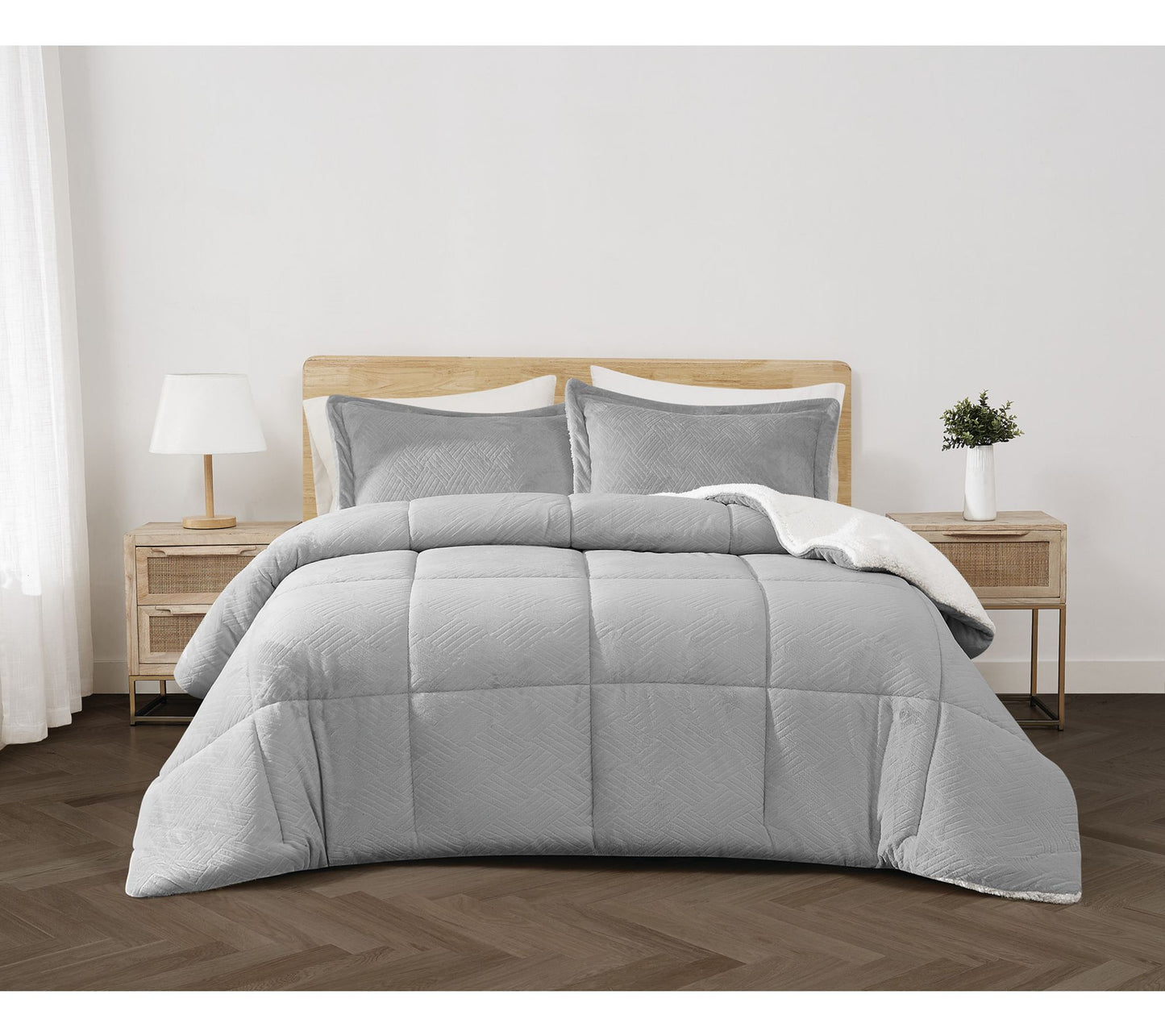 Cannon Carved Faux Fur King 3-Piece Comforter Set