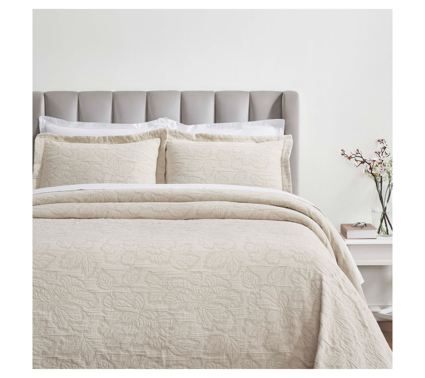 Superior Hibiscus Cotton Bedspread and Sham Set, Queen