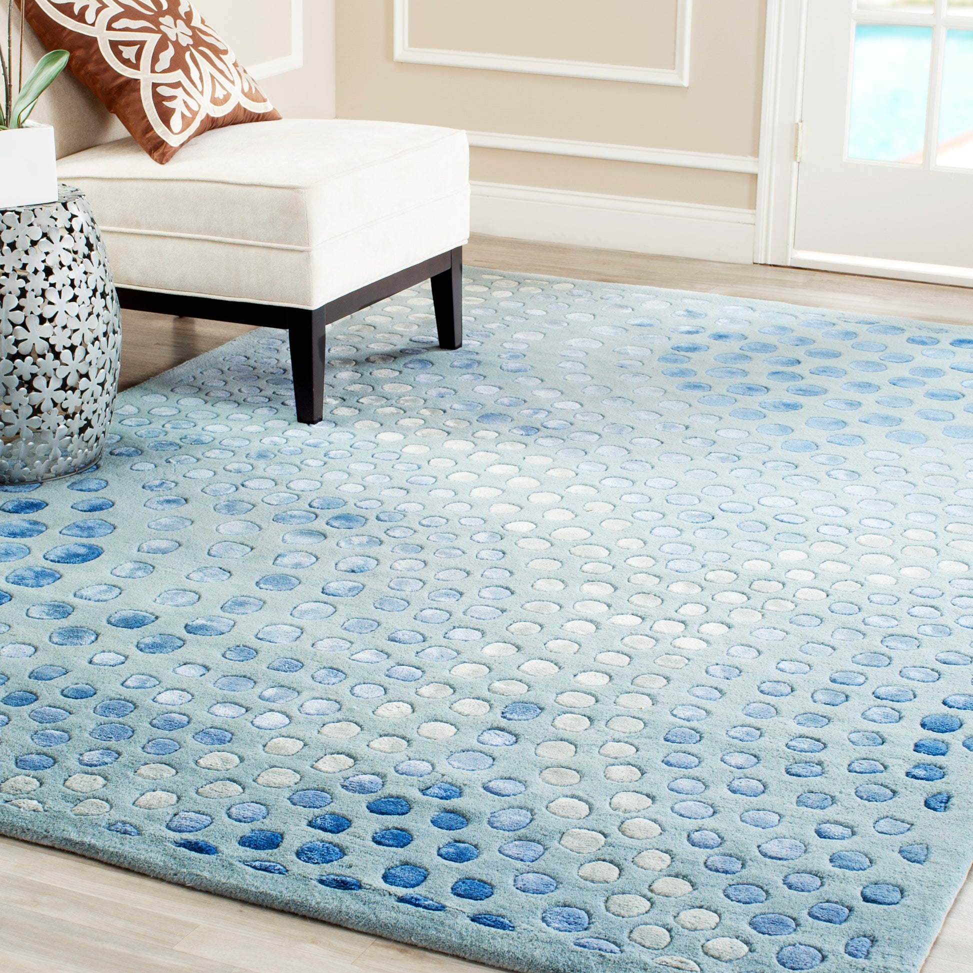 Safavieh Soho Iota 8 x 11 (ft) Tufted Wool Light Blue Rectangular Indoor Abstract Area rug