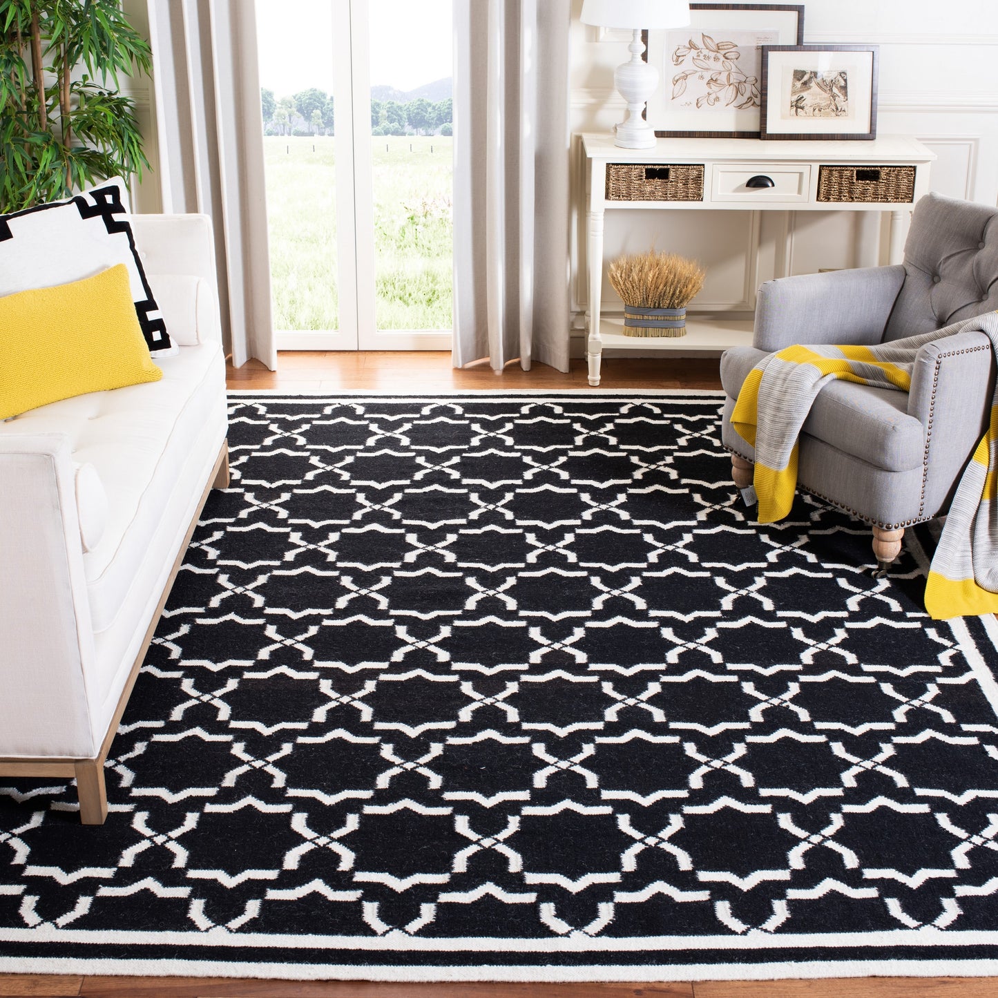 Safavieh Dhurries Talia 10 x 14 (ft) Wool Black/Ivory Rectangular Indoor Geometric Coastal Area rug