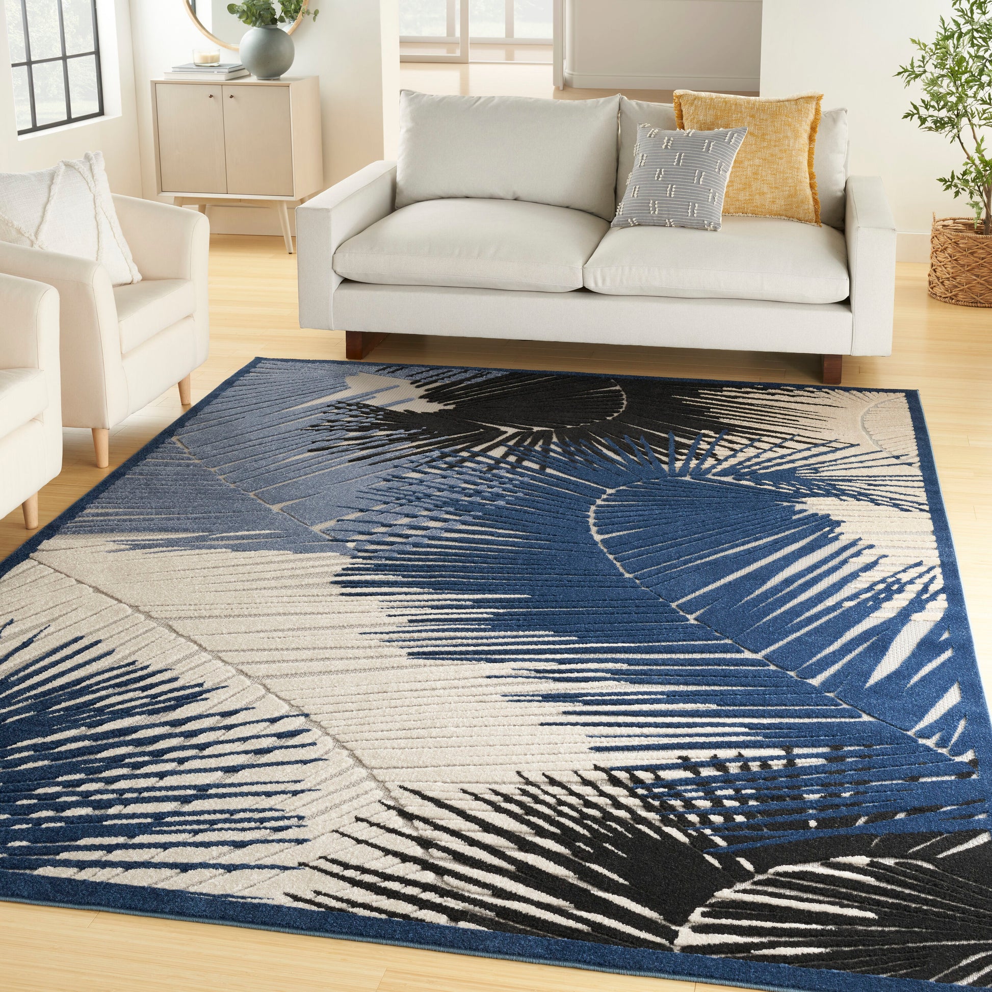 Nourison Home 8 x 10 (ft) Loomed Navy Rectangular Indoor/Outdoor Floral/Botanical Tropical Area rug