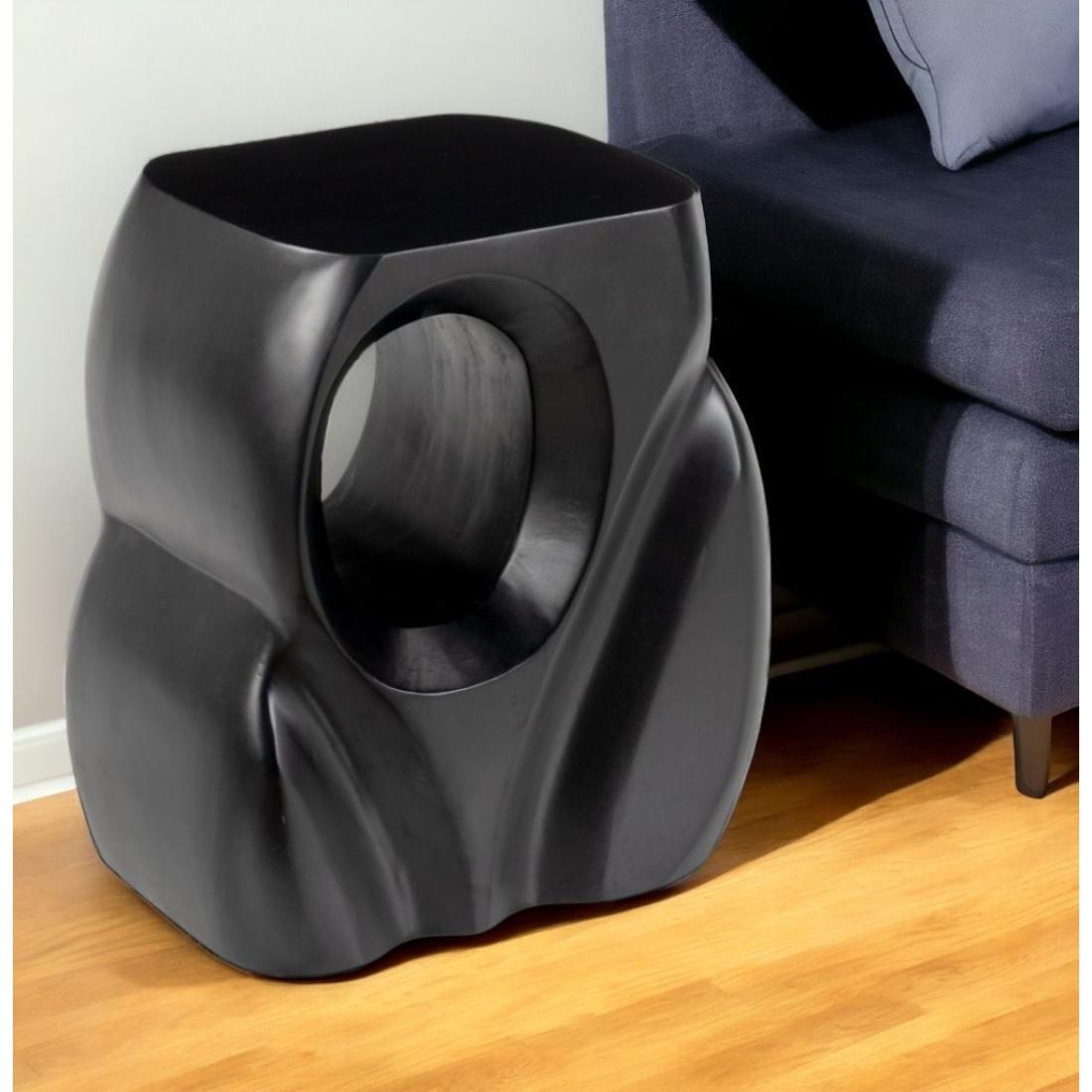 HomeRoots 15-in W x 15.7-in H Black Wood Rectangular Modern End Table