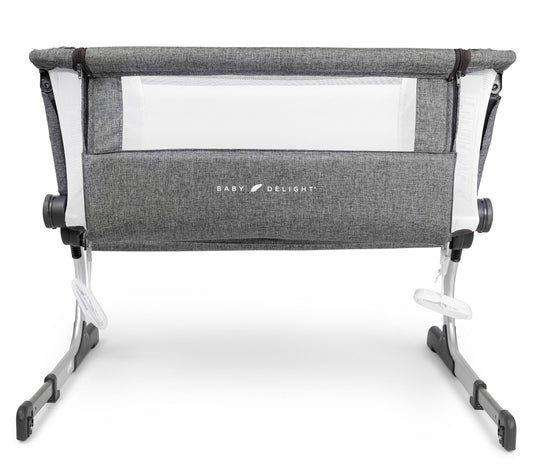 Baby Delight Beside Me Dreamer Bassinet and Bedside Sleeper