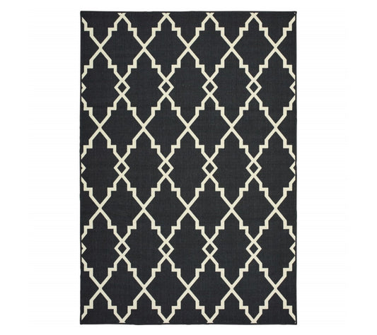 HomeRoots 7'x10' Black & Ivory Trellis Indoor Outdoor Area Rug